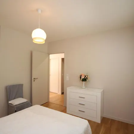 Apartment T3 Moderne Avec Wifi Et Parking - Mont-dore *